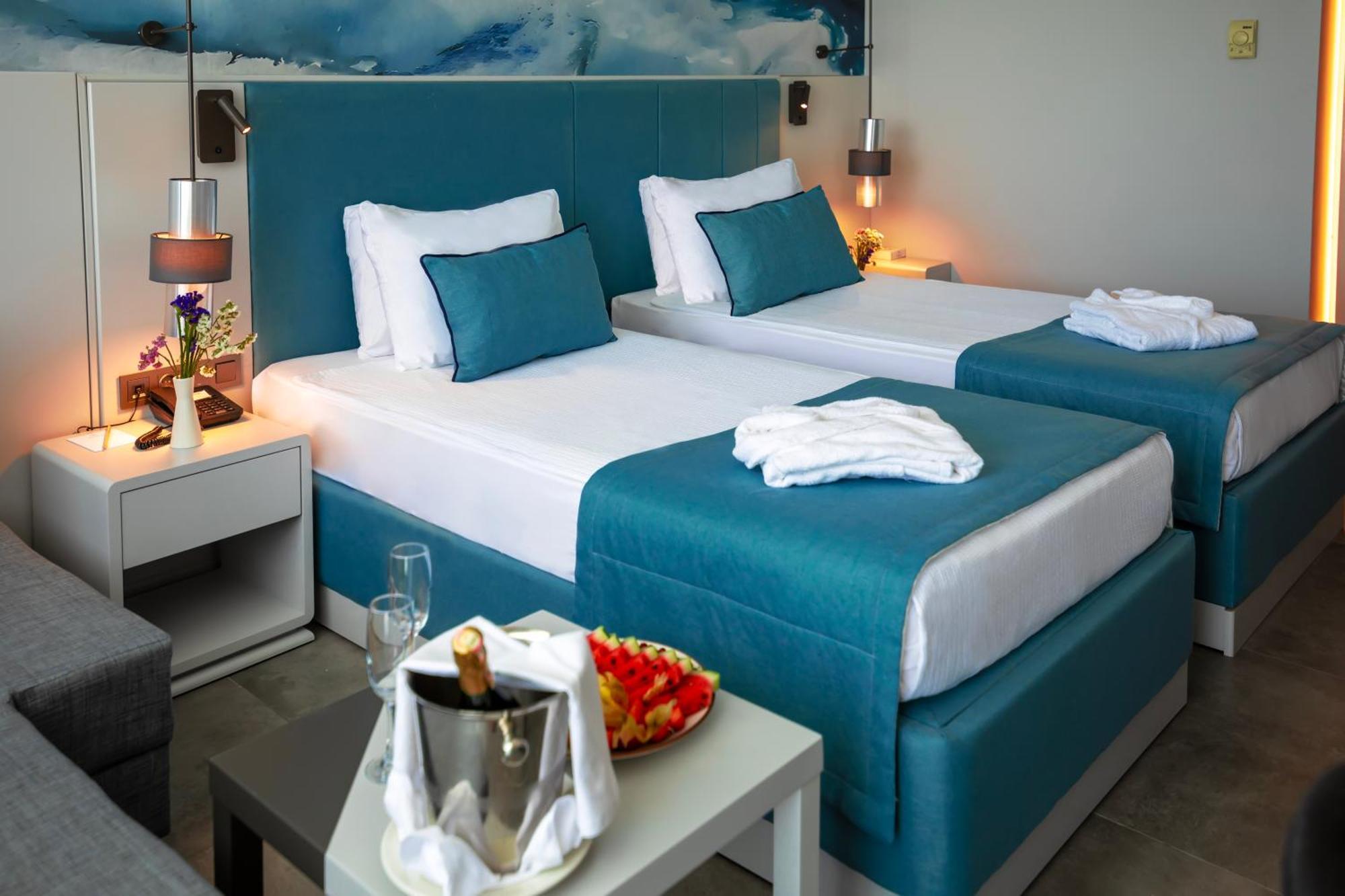 Crystal Centro Resort - Ultimate All Inclusive Αττάλεια Εξωτερικό φωτογραφία