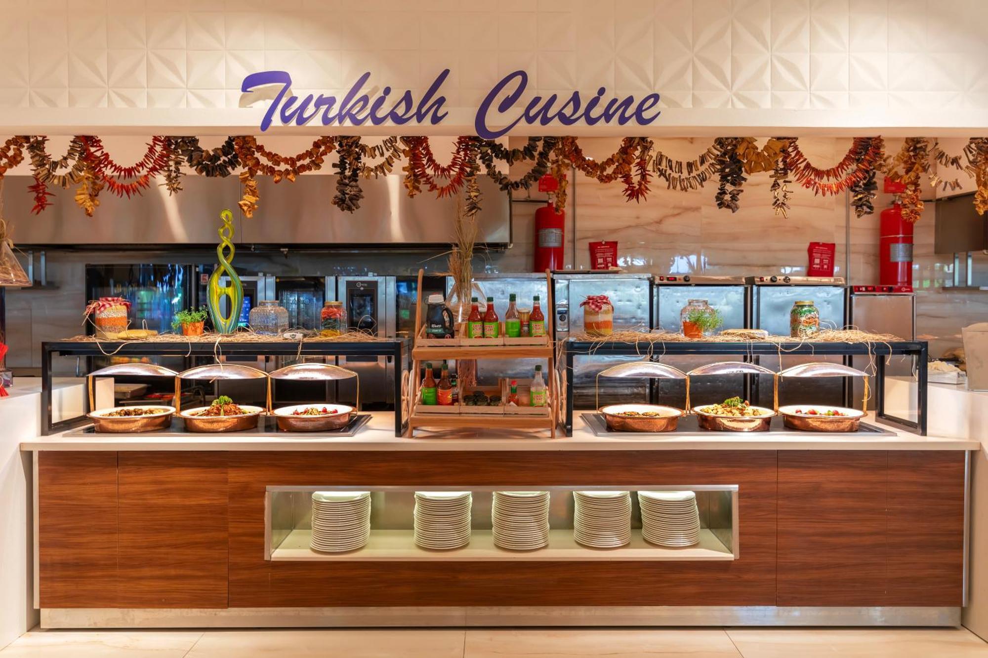 Crystal Centro Resort - Ultimate All Inclusive Αττάλεια Εξωτερικό φωτογραφία